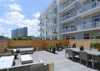 Contour 017 Apartments