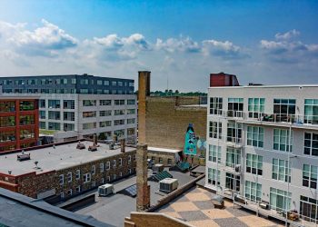 Contour Exterior View 11