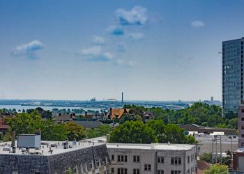 Contour Exterior View 23